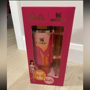 Barbie x Stanley Tumbler 60s Twist Turn 40oz Quencher Brand New, Limited Edition